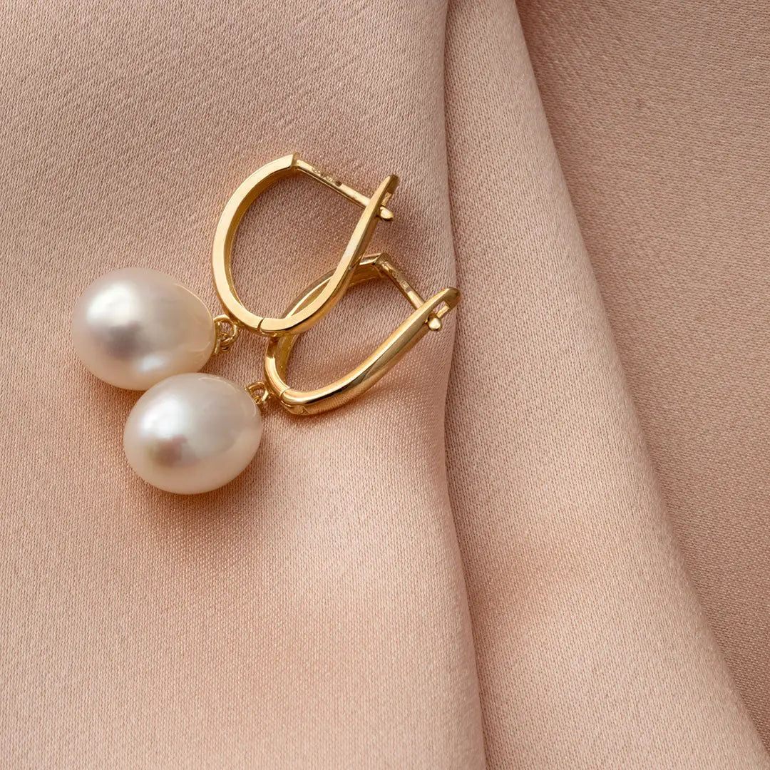 gold and pearl drop earrings