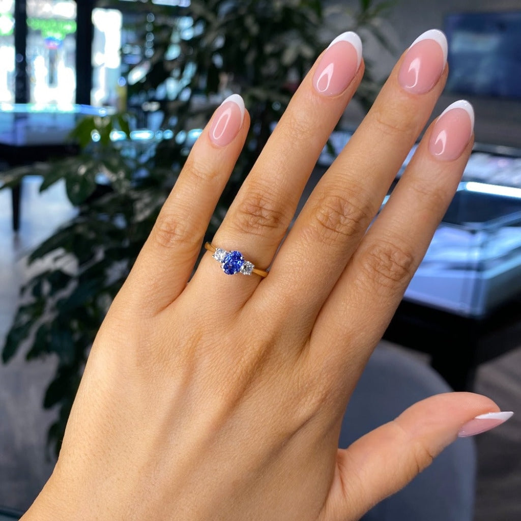 ALULA | Sapphire & Diamond Ring - Rings