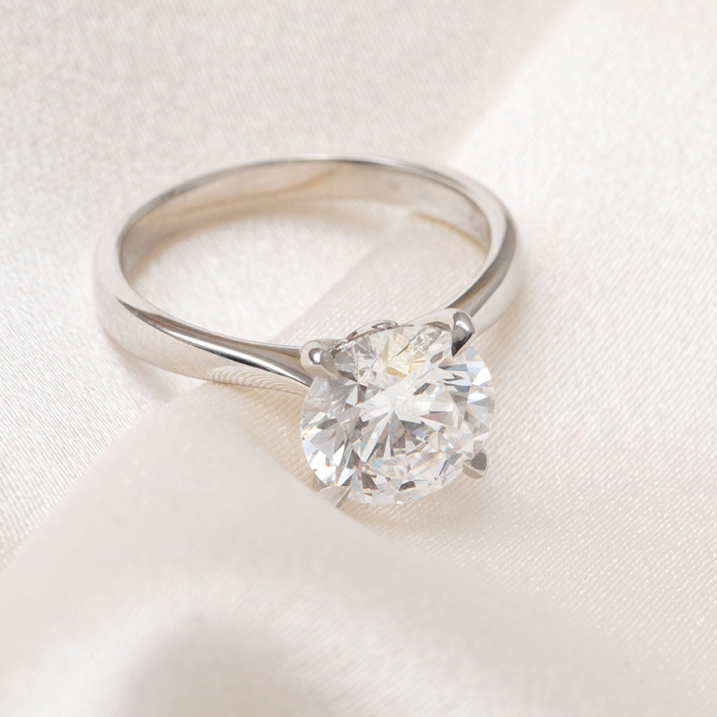 AURIC 3ct | Round Solitaire Lab Grown Diamond Engagement