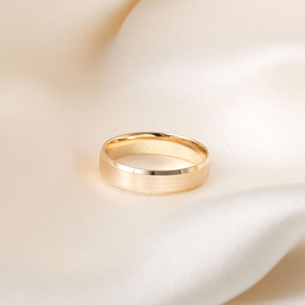 Baker Matte | 9ct Gold 5mm Men’s Wedding Ring - Rings