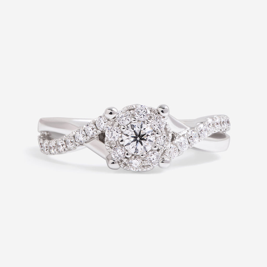 White gold women's on sale engagement ring