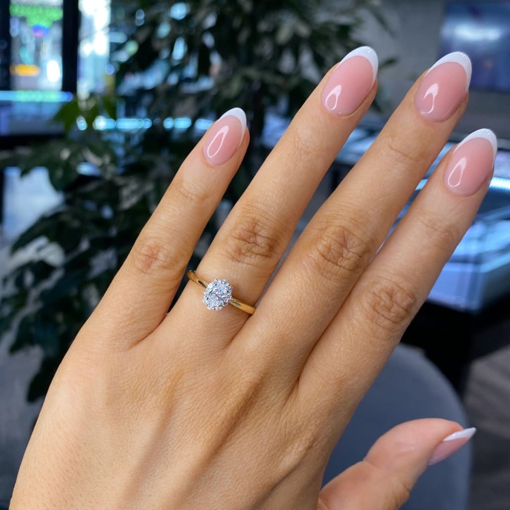 Diamond engagement ring