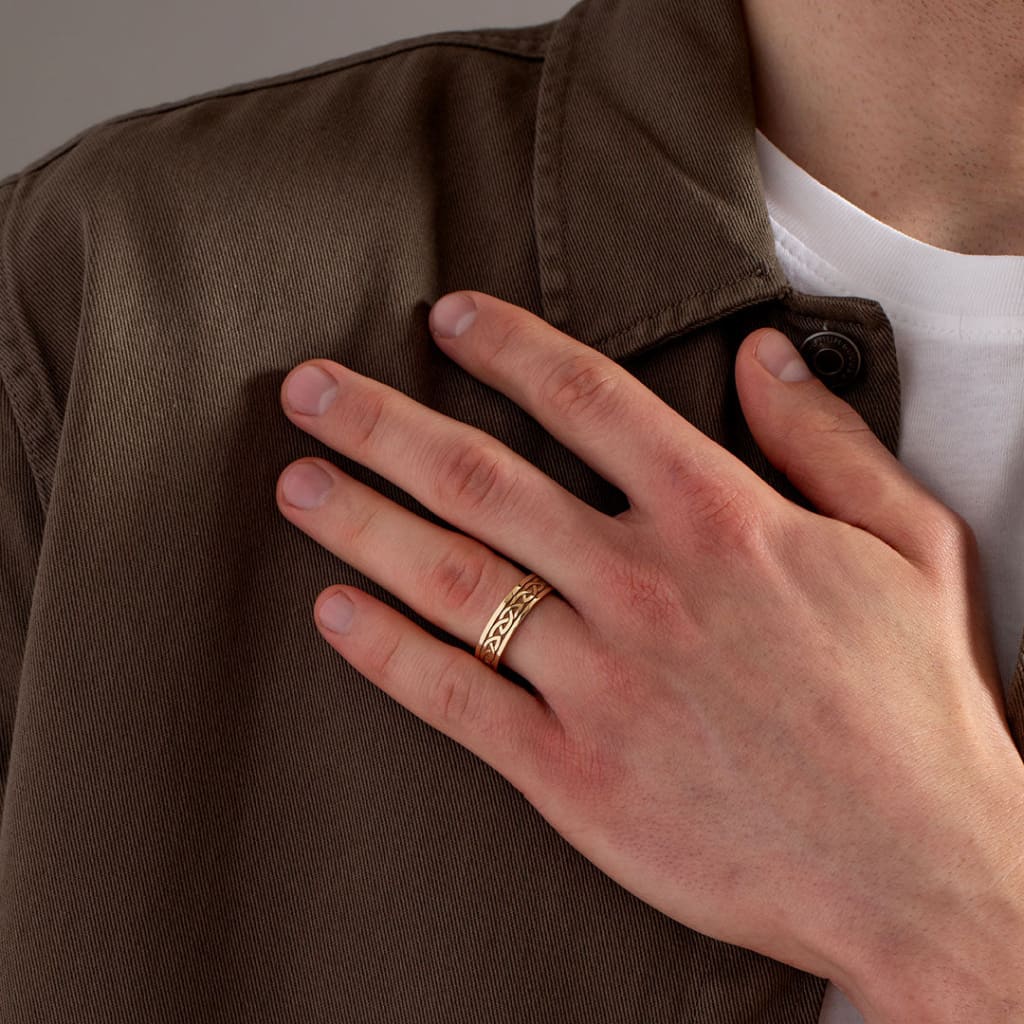 Fiachra| 9ct Gold 6mm Men’s Wedding Ring - Rings