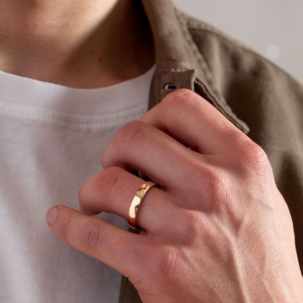 GRIFFIN 4mm Men's Wedding Ring in 9ct Gold – Gear Jewellers