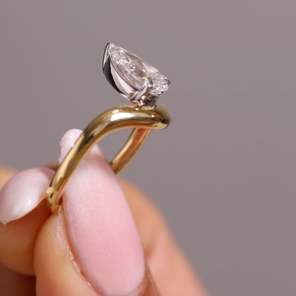 INDIE | Pear Solitaire Lab Diamond Set in 18ct Gold 1.50ct