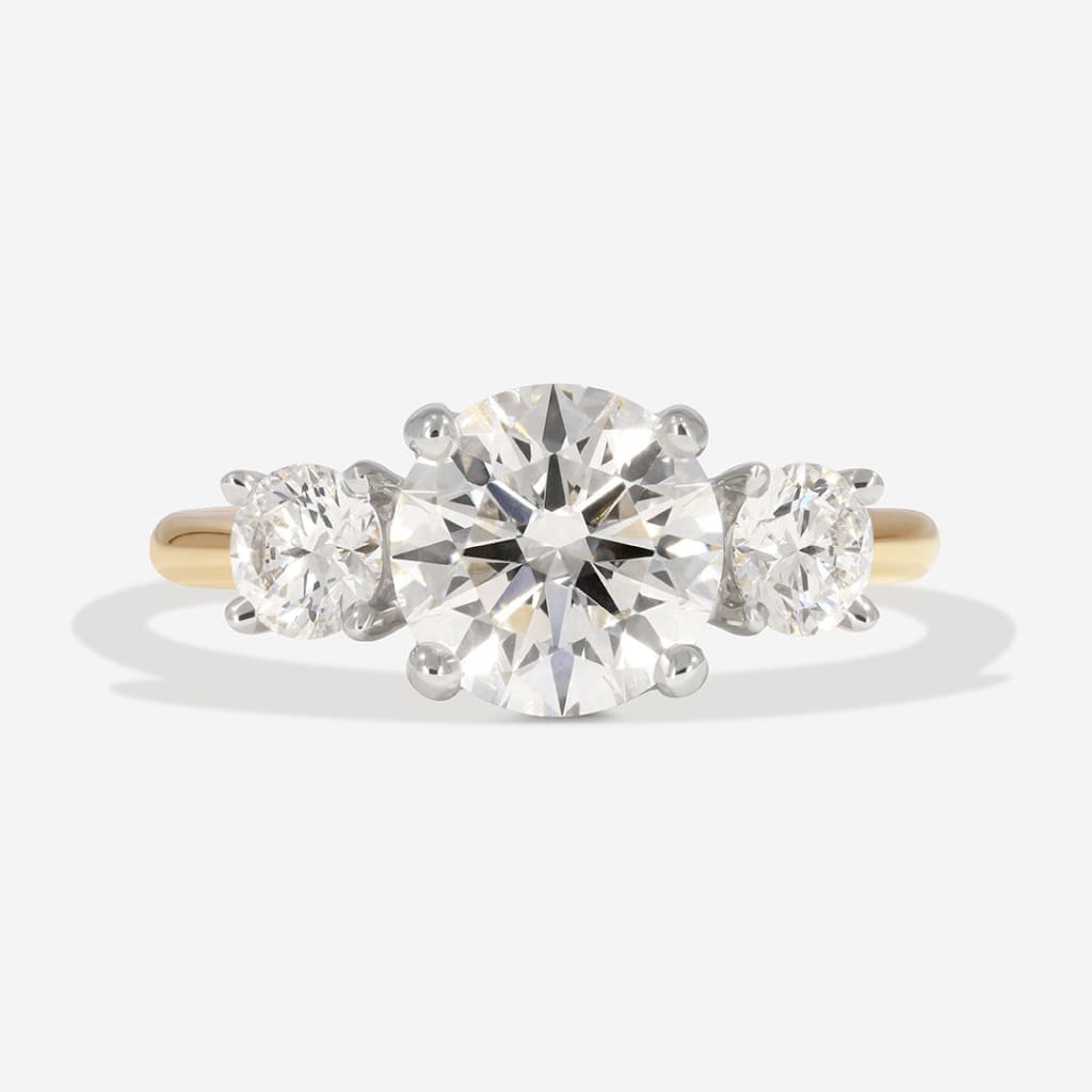KINVARA 2.30ct | Round 3-Stone Lab Grown Diamond Engagement Ring in 18ct Gold
