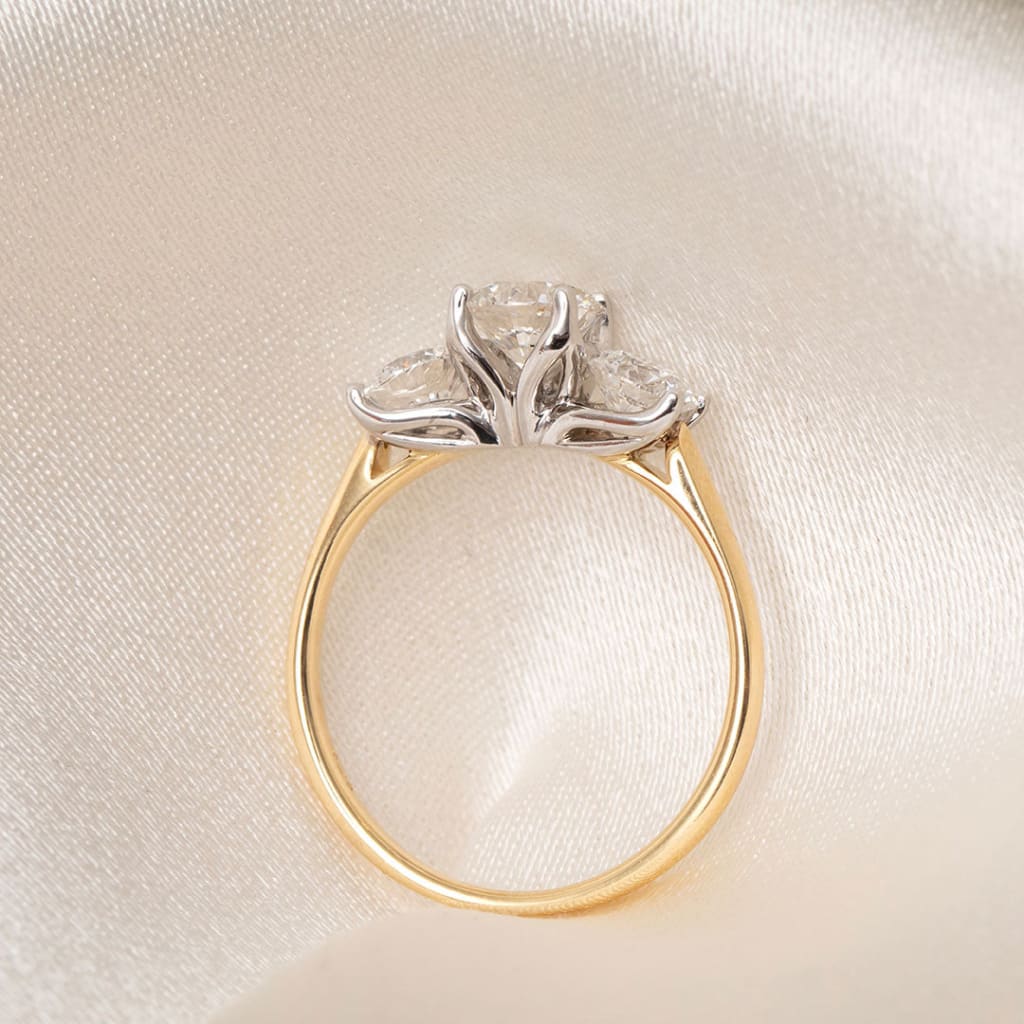 LEXI 1.25ct | Round 3-Stone Diamond Engagement Ring in 18ct