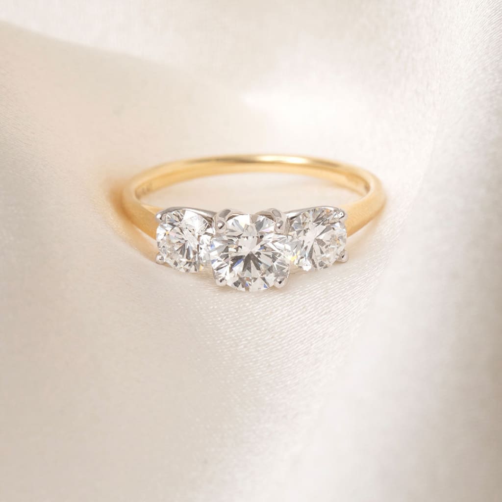 LEXI 1.25ct | Round 3-Stone Diamond Engagement Ring in 18ct