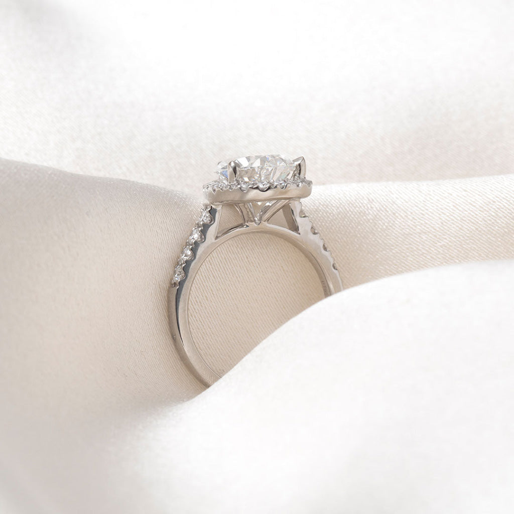 LIORA | Pear Halo Lab Grown Diamond Engagement Ring