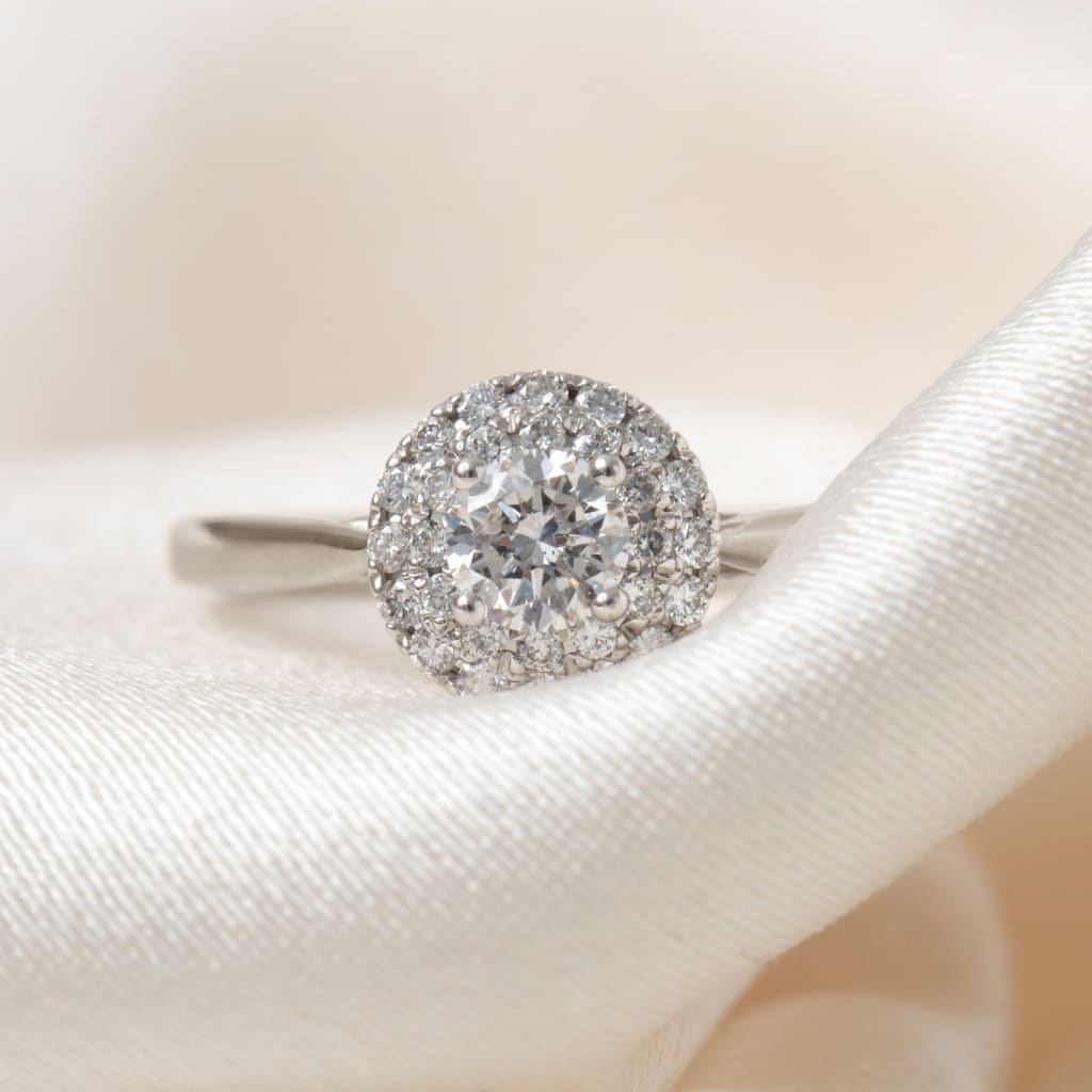 MAE 0.60ct | Round Halo Diamond Engagement Ring in 18ct