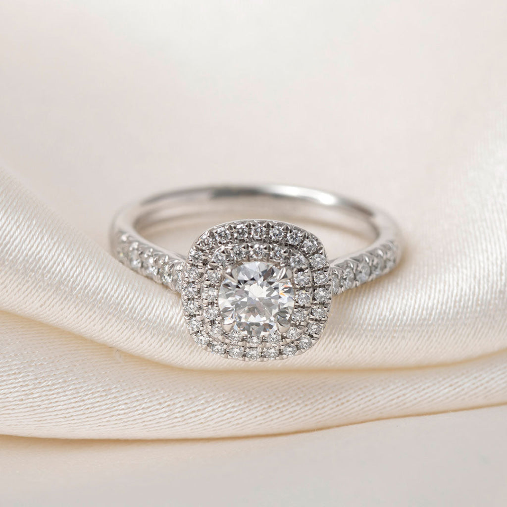 NIAMH 0.85ct | Cushion Halo Diamond Engagement Ring