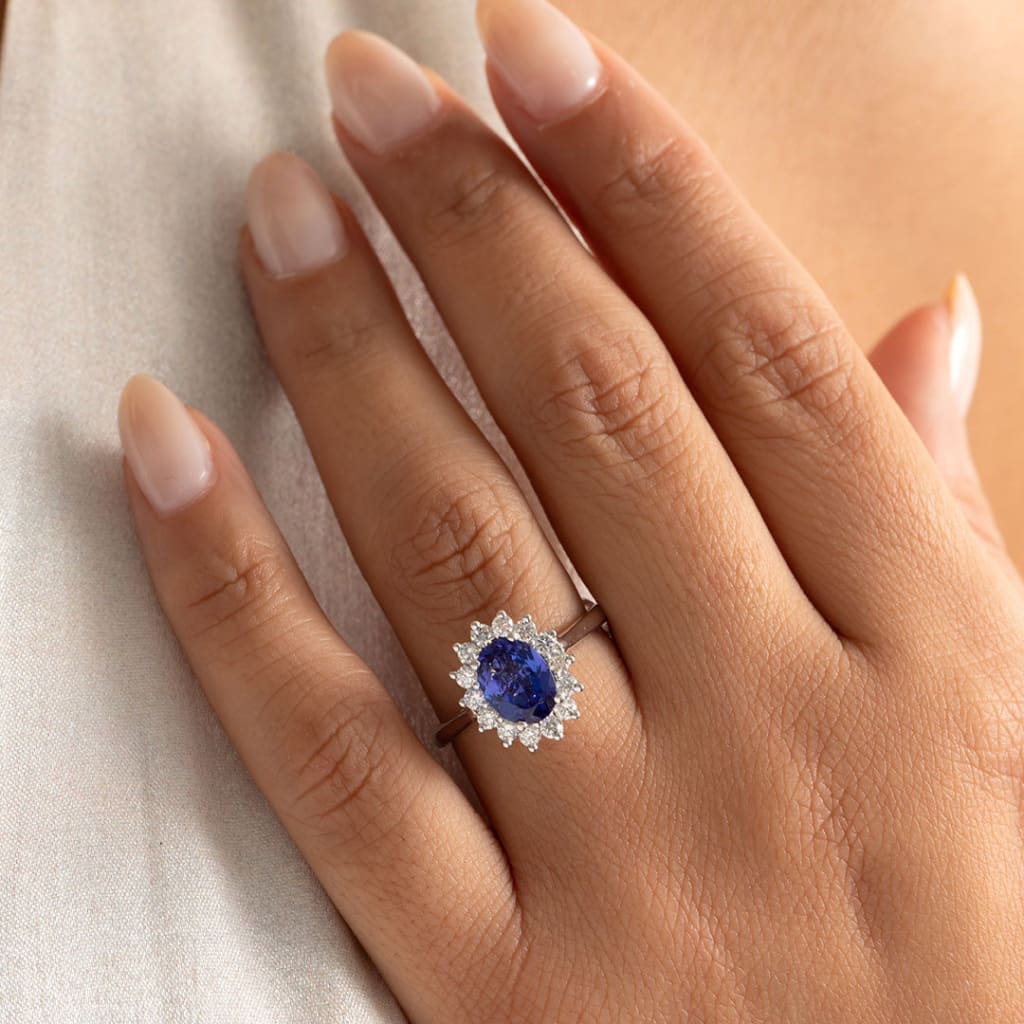 OÍCHE Tanzanite Diamond Ring Gear Jewellers