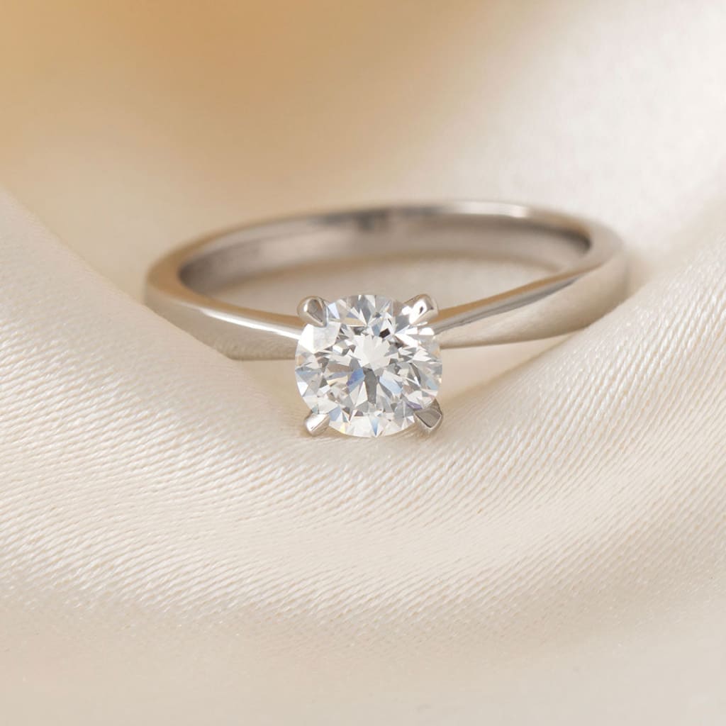 ORCHID 0.70ct | Round Solitaire Diamond Engagement Ring