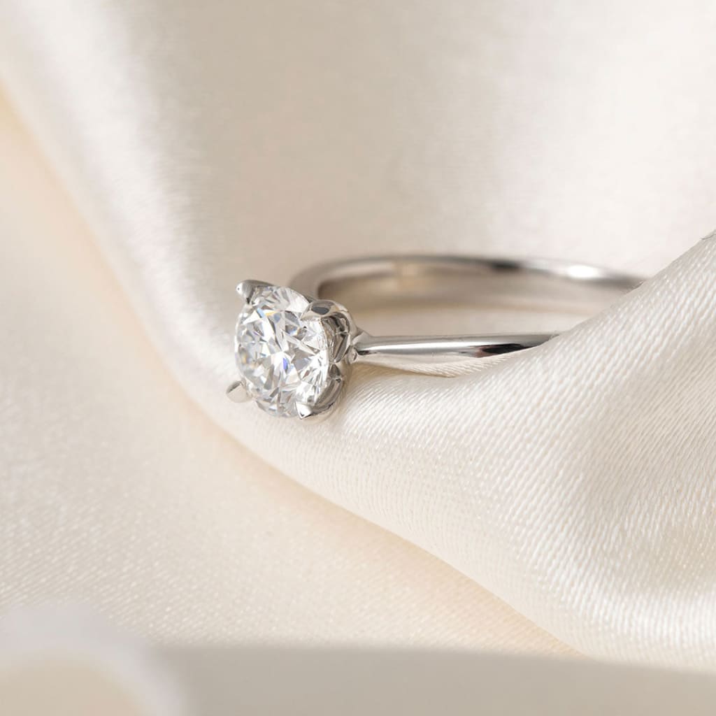 ORCHID 0.70ct | Round Solitaire Diamond Engagement Ring