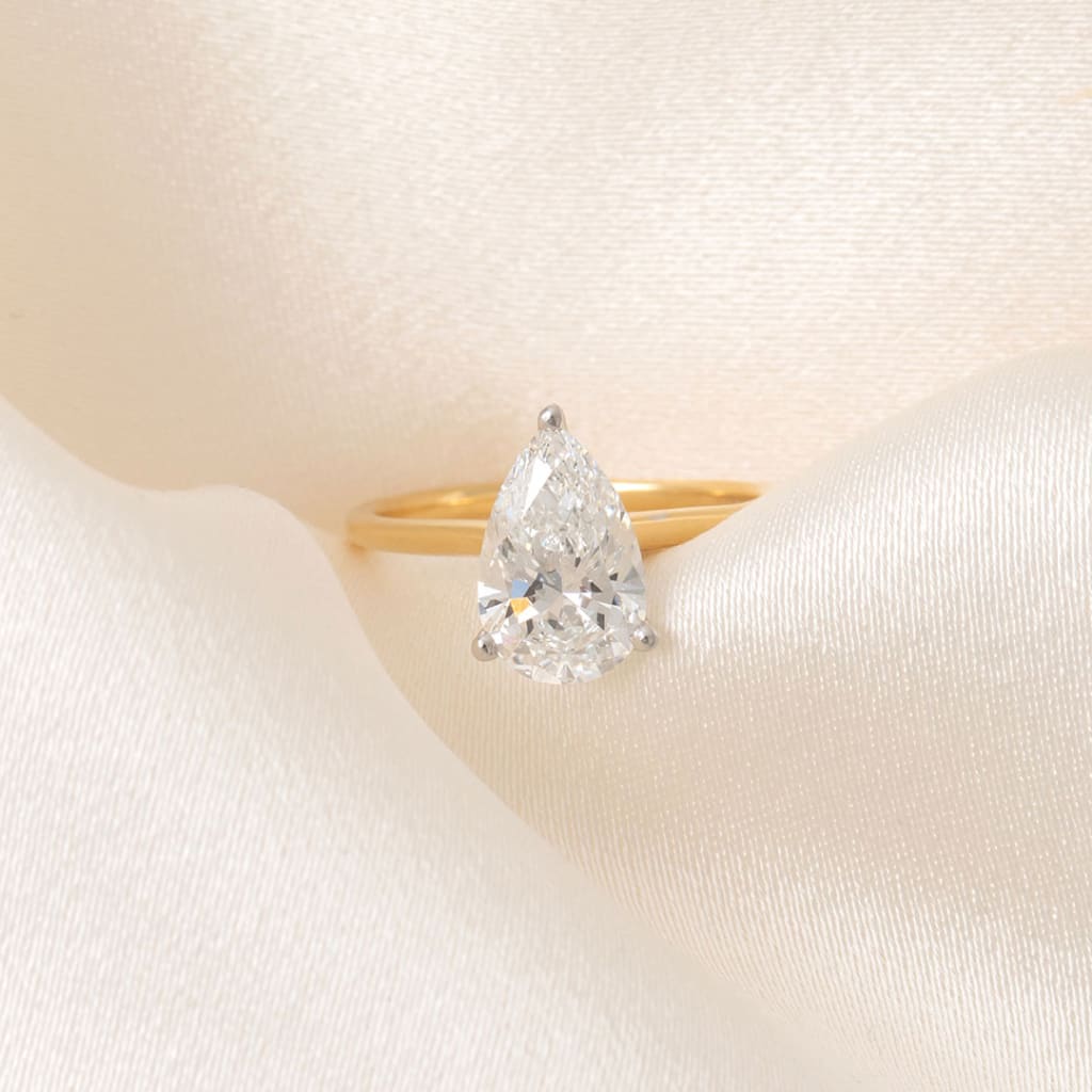 OSAKA 2.00ct | Pear Solitaire Lab Diamond Set in 18ct Gold