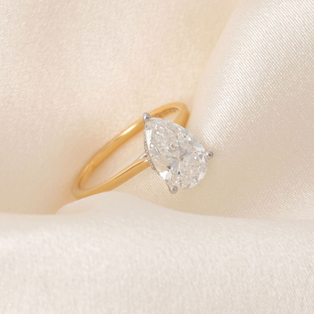 OSAKA 2.00ct | Pear Solitaire Lab Diamond Set in 18ct Gold