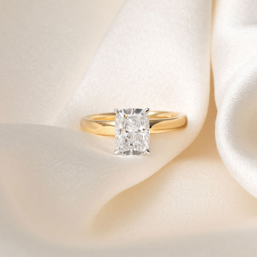 RIVIERA | Cushion Solitaire Lab Diamond Set in 18ct Gold