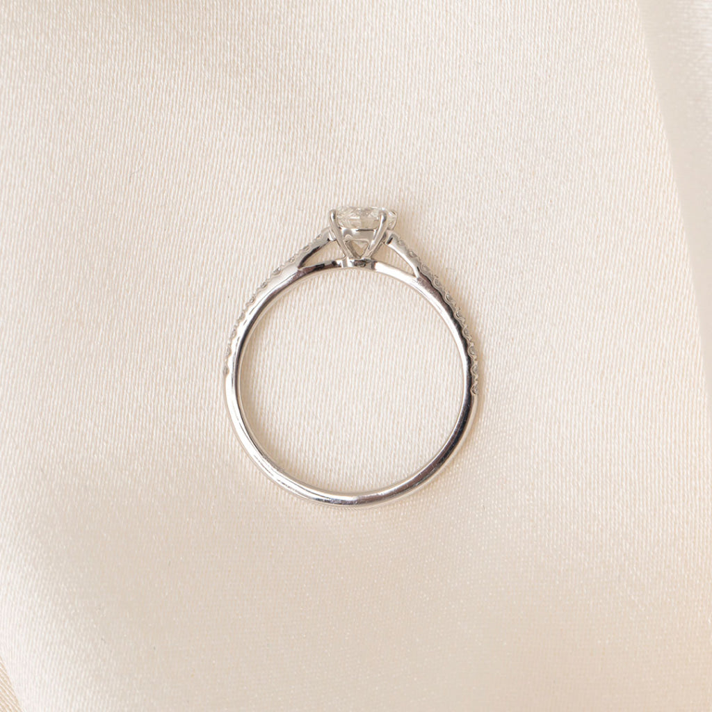 SIENNA 0.75ct | Round Solitaire Lab Diamond Set in Platinum