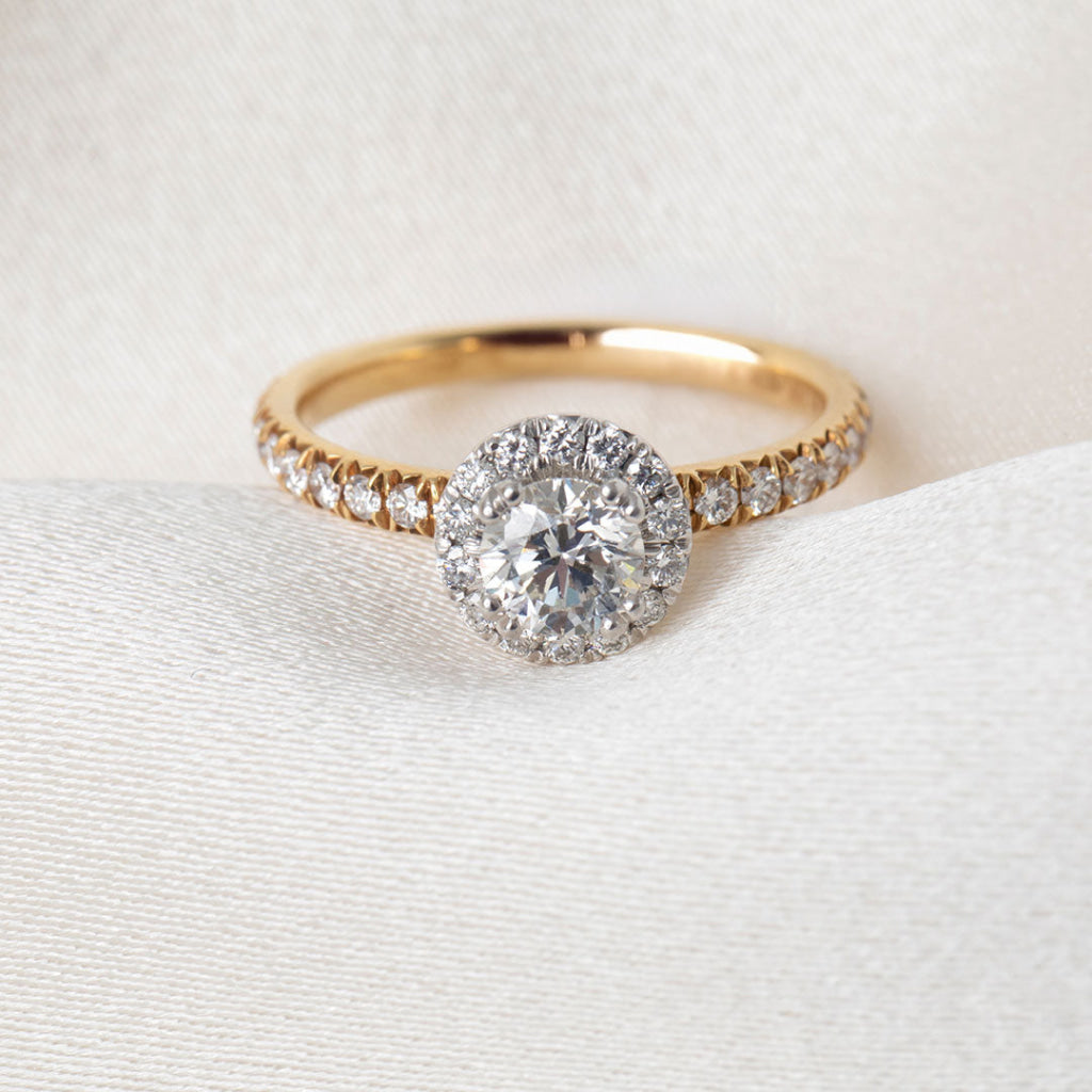 SUNRISE 1ct | Round Halo Diamond Engagement Ring in 18ct