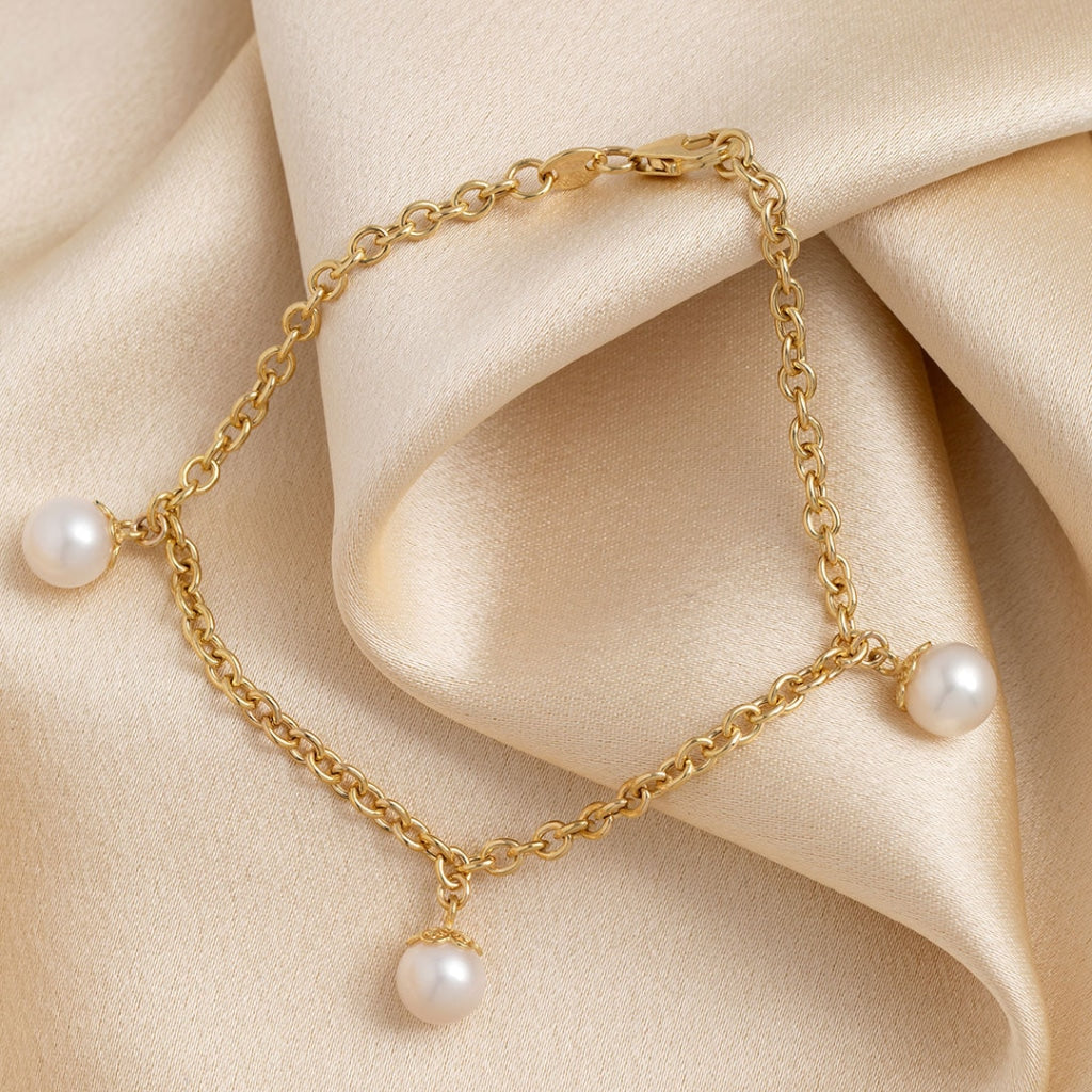 triple pearl drop bracelet product image