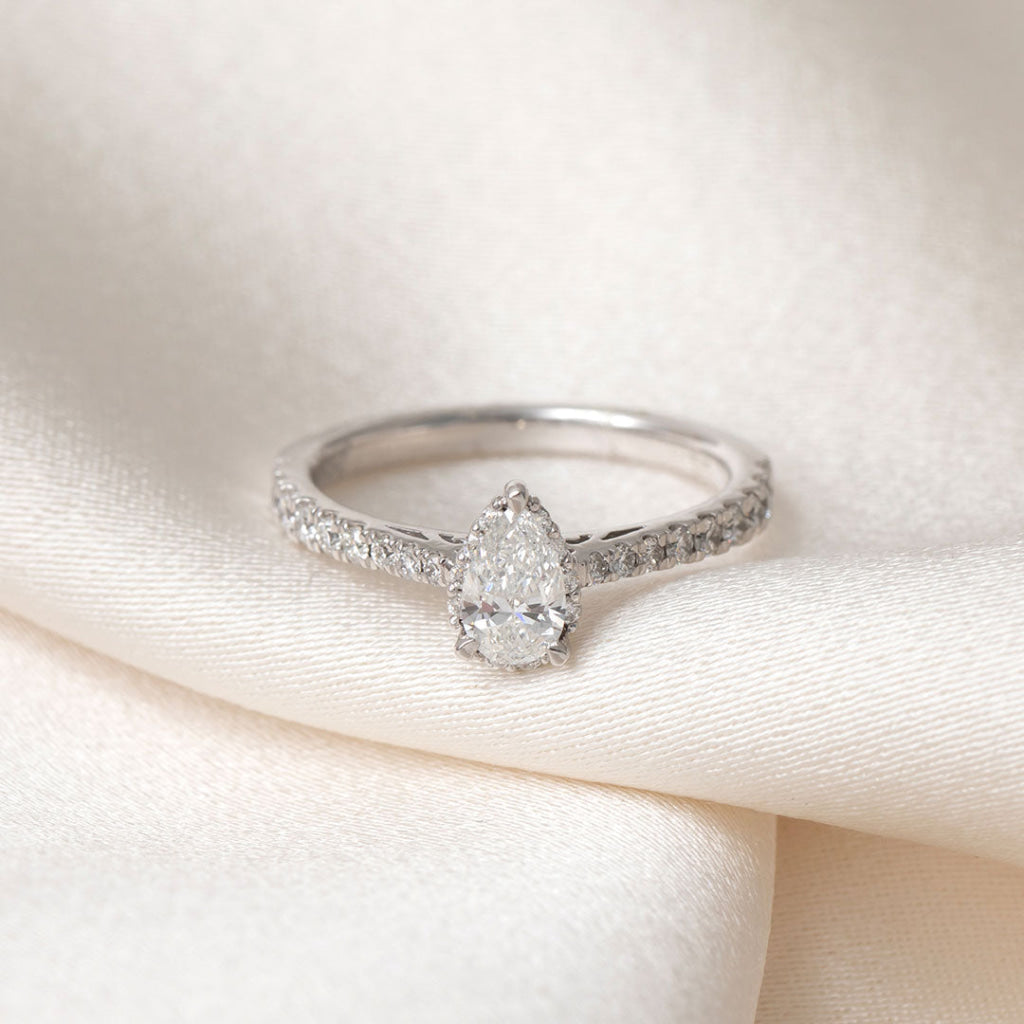 TRUMAN 0.75ct | Pear Solitaire Diamond Engagement Ring