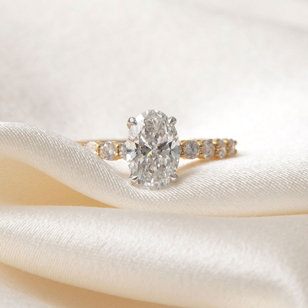VANESSA 2ct | Oval Lab Grown Diamond Engagement Ring