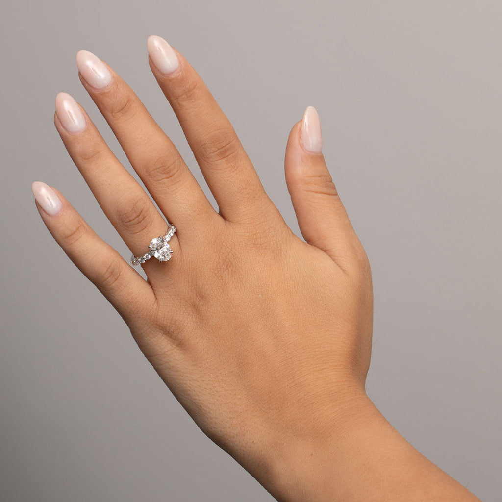 VANESSA 2ct | Oval Solitaire Lab Grown Diamond Engagement Ring in Platinum