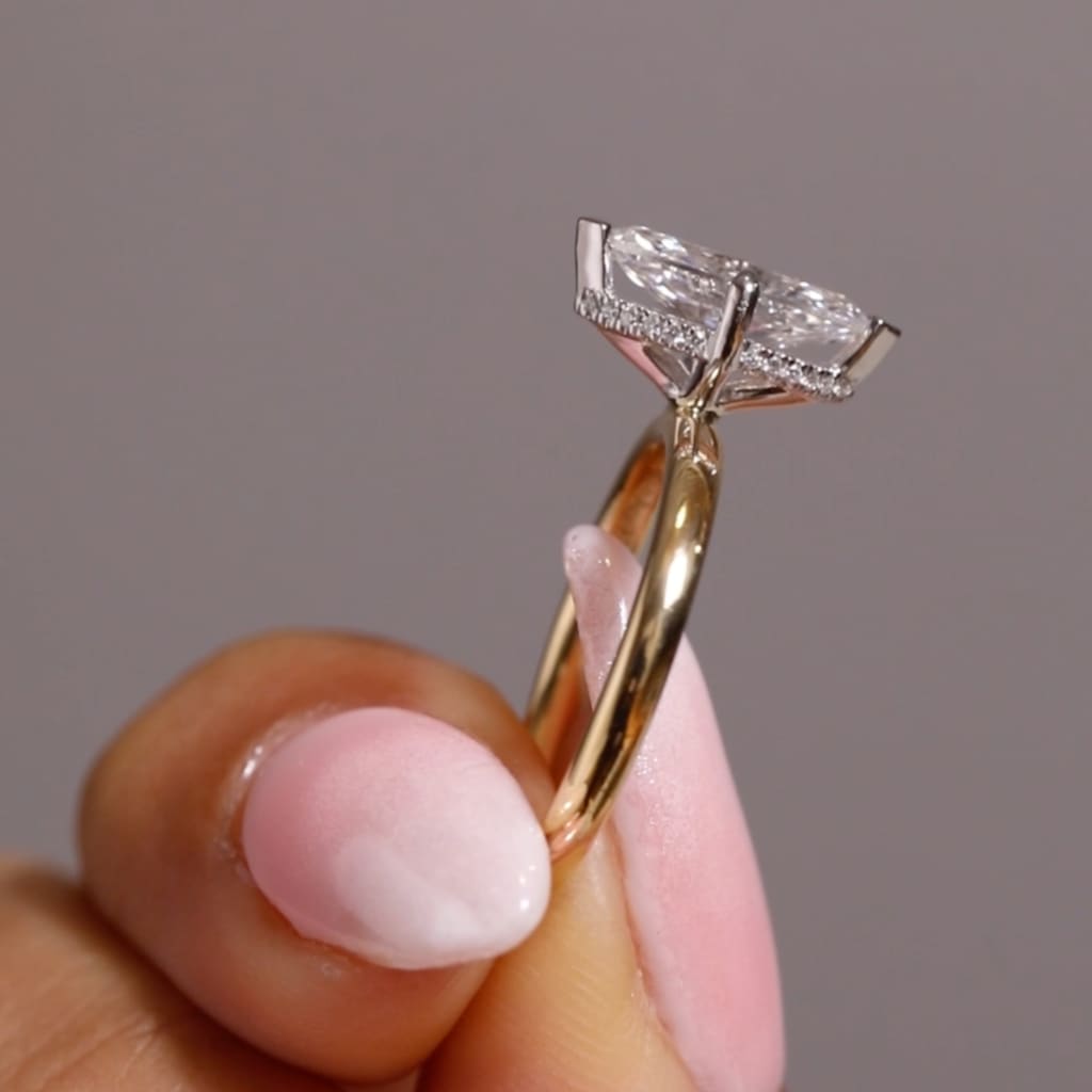 VENICE | Marquise Solitaire Lab Diamond Set in 18ct Gold