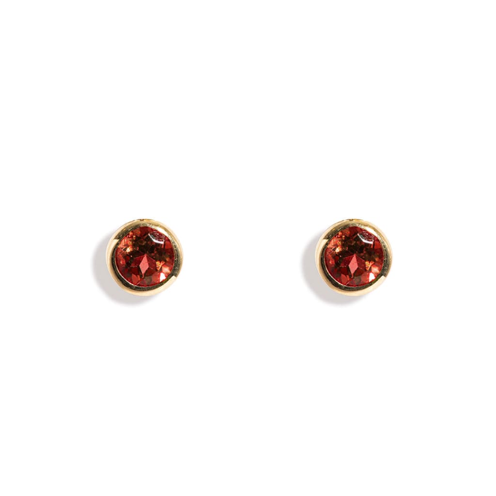 Garnet stud earrings discount