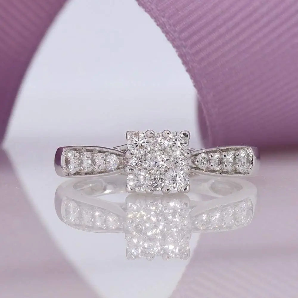 Diamond Engagement Rings up to €1000 at Gear Jewellers