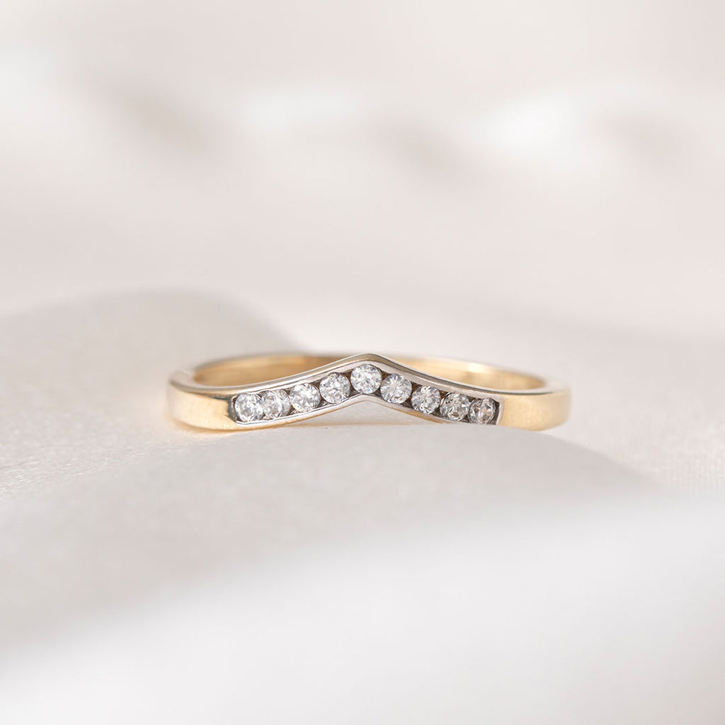 Wishbone Zirconia Ring | 9ct Gold