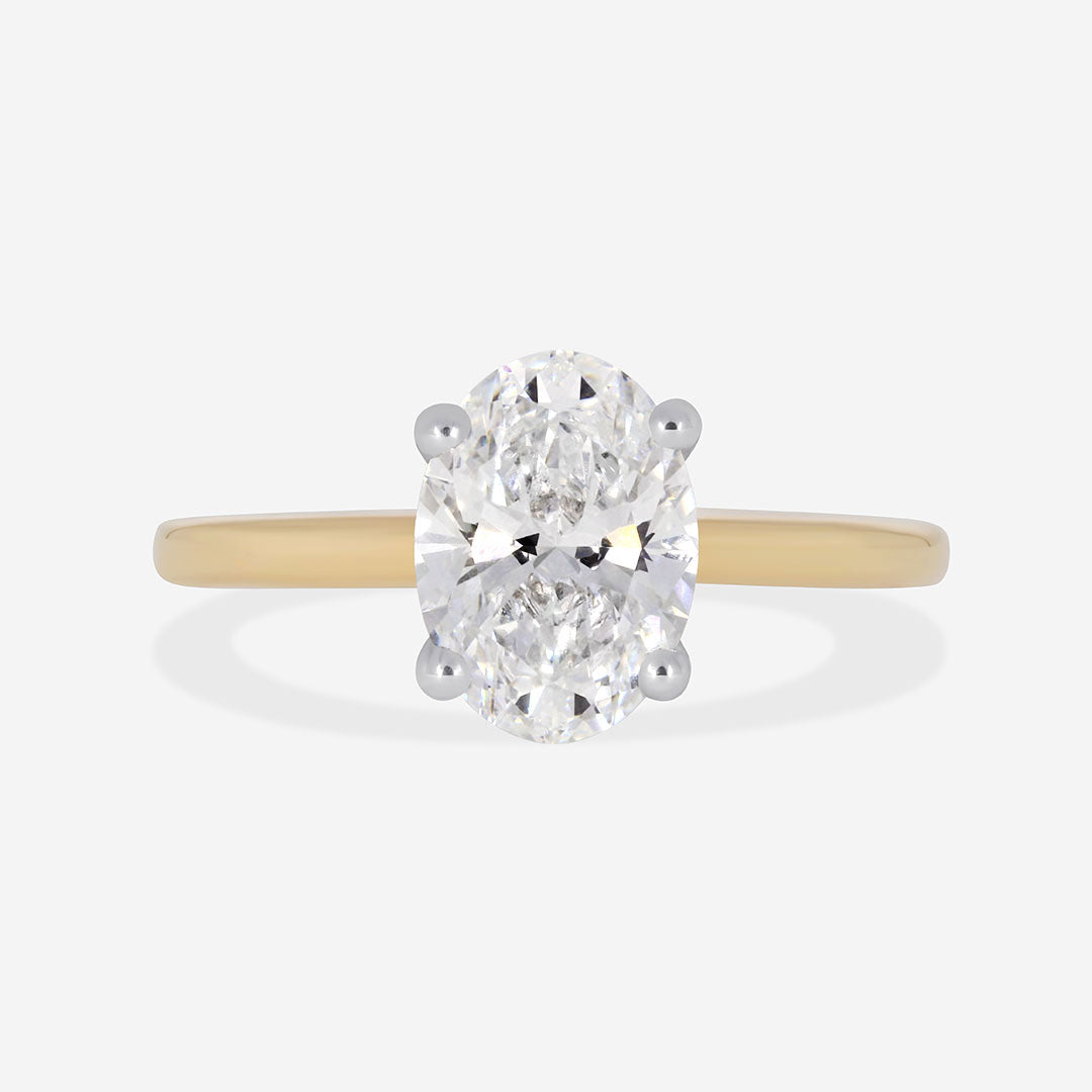 Zariyah | Oval Solitaire Lab Diamond Set in 18ct Gold