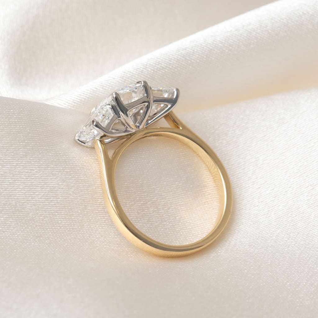 AIRA| Emerald Cut 3-Stone Lab Grown Diamond Engagement Ring