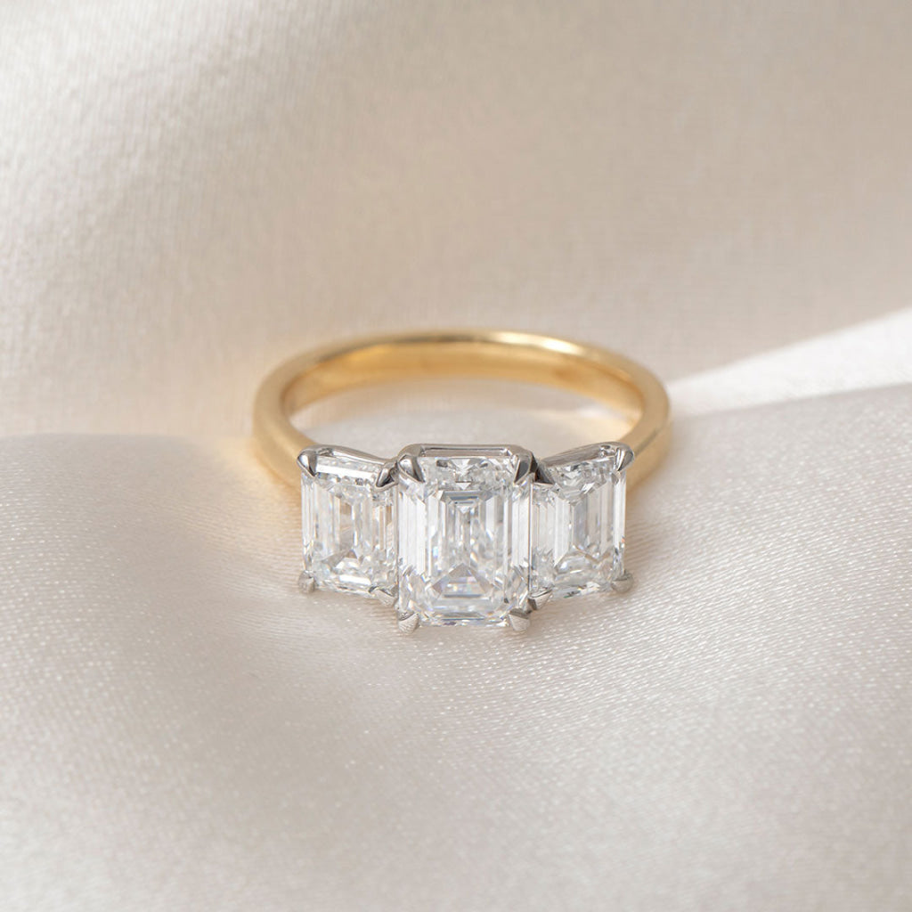 AIRA| Emerald Cut 3-Stone Lab Grown Diamond Engagement Ring