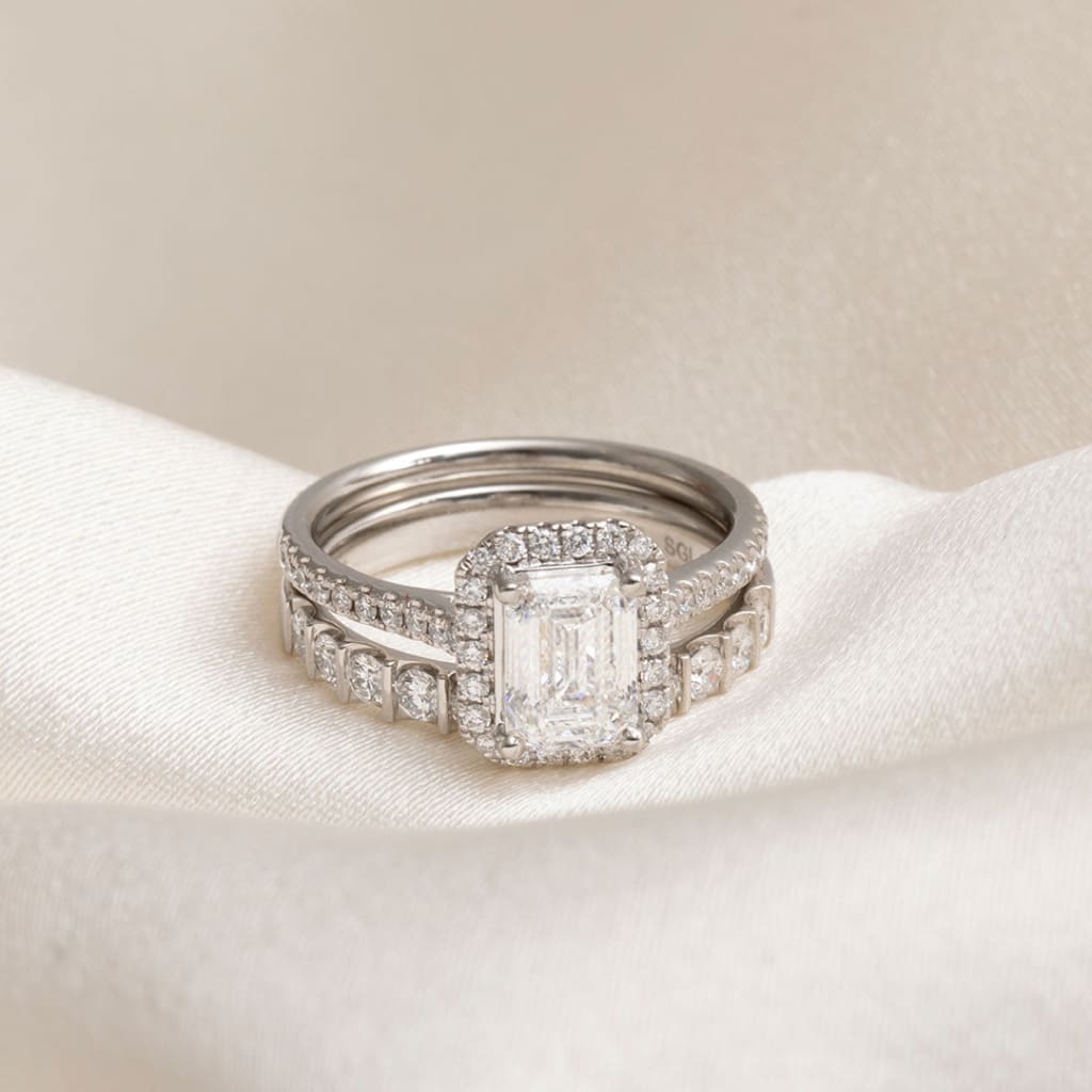 AISHLING | Emerald Cut Lab Diamond Set in Platinum - Rings