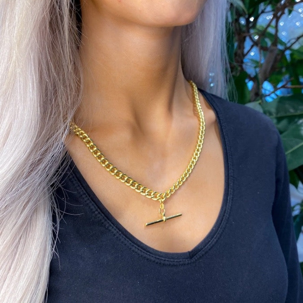 Large curb T Bar Albert gold necklace on model
