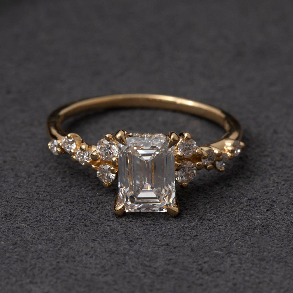 ALICE 1.90ct | Emerald Cut Solitaire Lab Grown Diamond