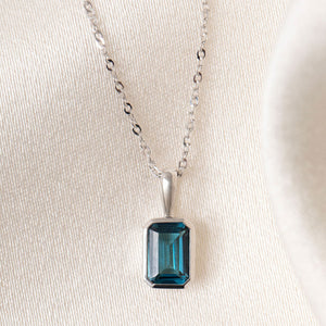 Art Deco London Blue Topaz Necklace | 9ct White Gold