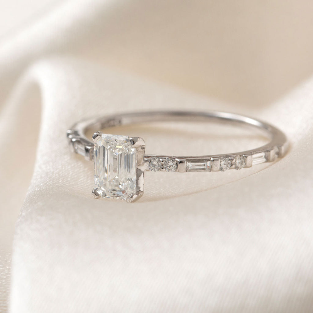 ASTORIA | Emerald Cut Diamond Engagement Ring in Platinum