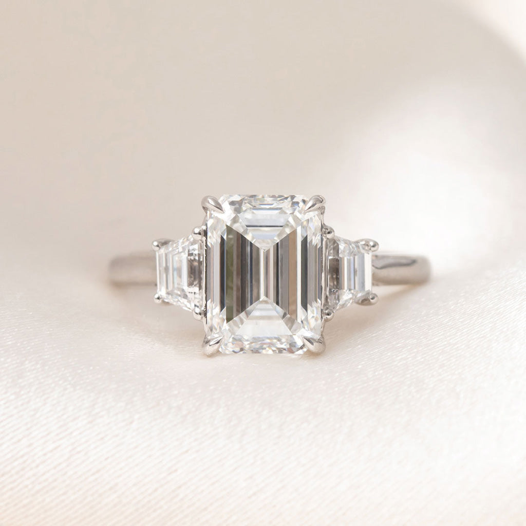 ASTRID 3.50ct | Emerald Cut Solitaire Lab Grown Diamond