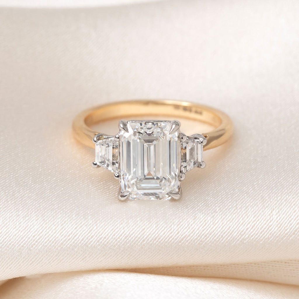 ASTRID 3.50ct | Emerald Cut Solitaire Lab Grown Diamond