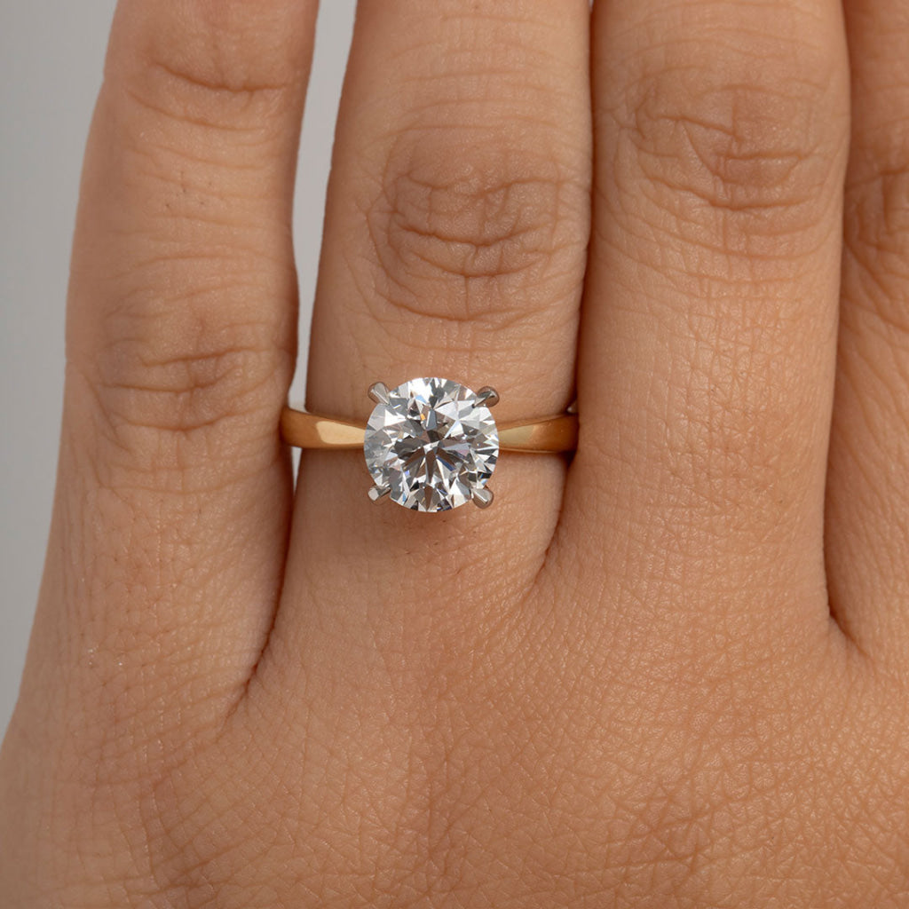 AURIC 2ct | Round Solitaire Lab Diamond Set in 18ct Gold