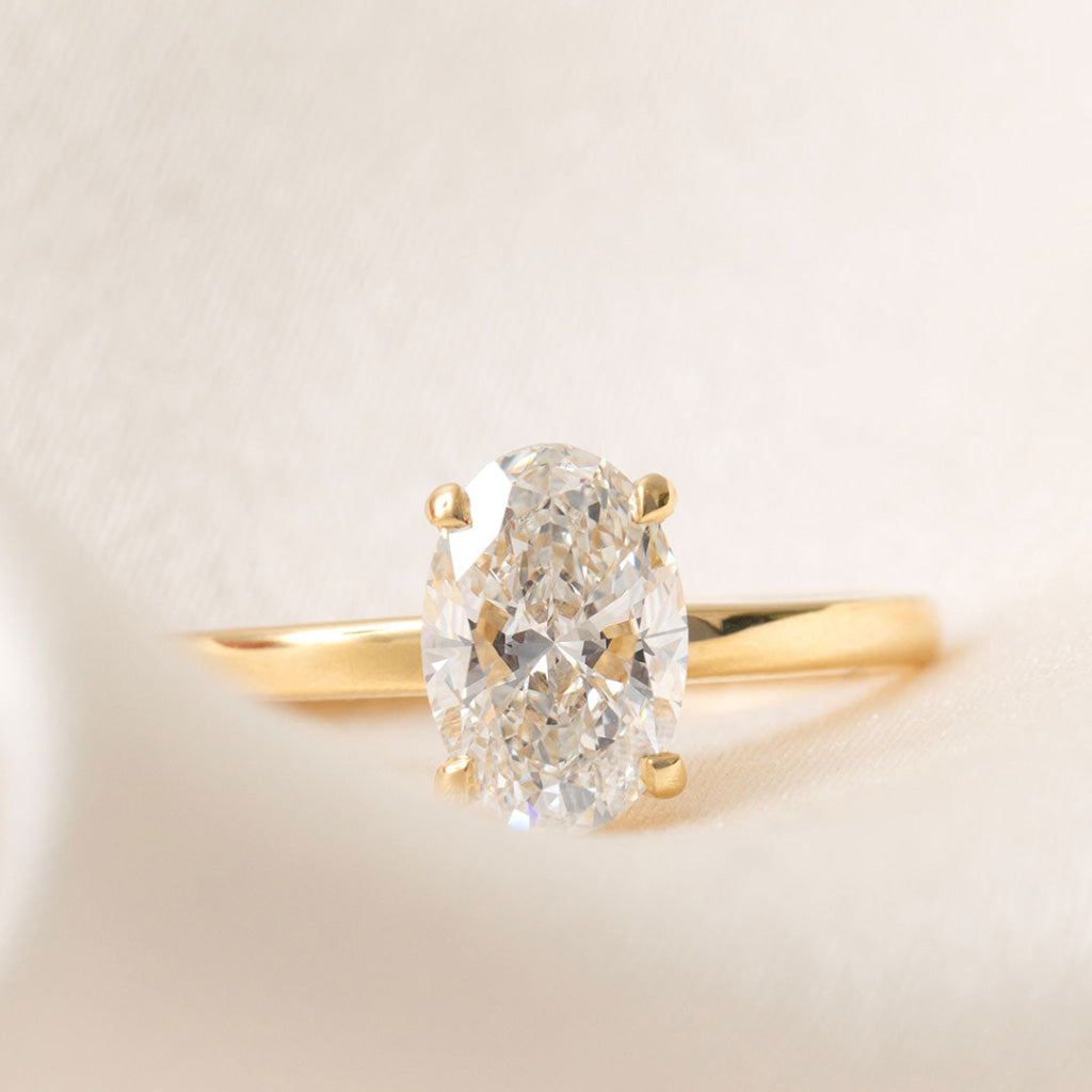 AVOCA 1.50ct | Oval Solitaire Lab Diamond Set in 18ct Gold