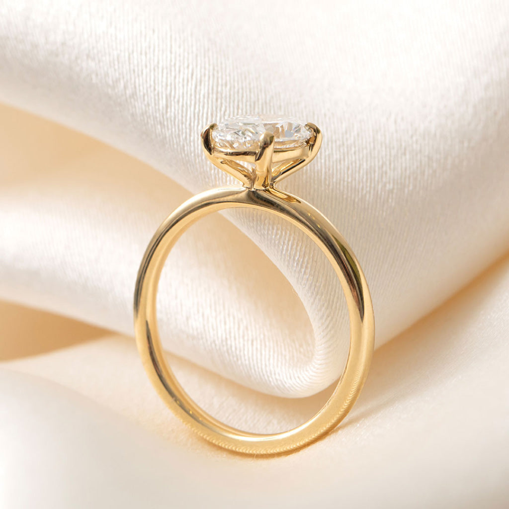 AVOCA 1.50ct | Oval Solitaire Lab Diamond Set in 18ct Gold