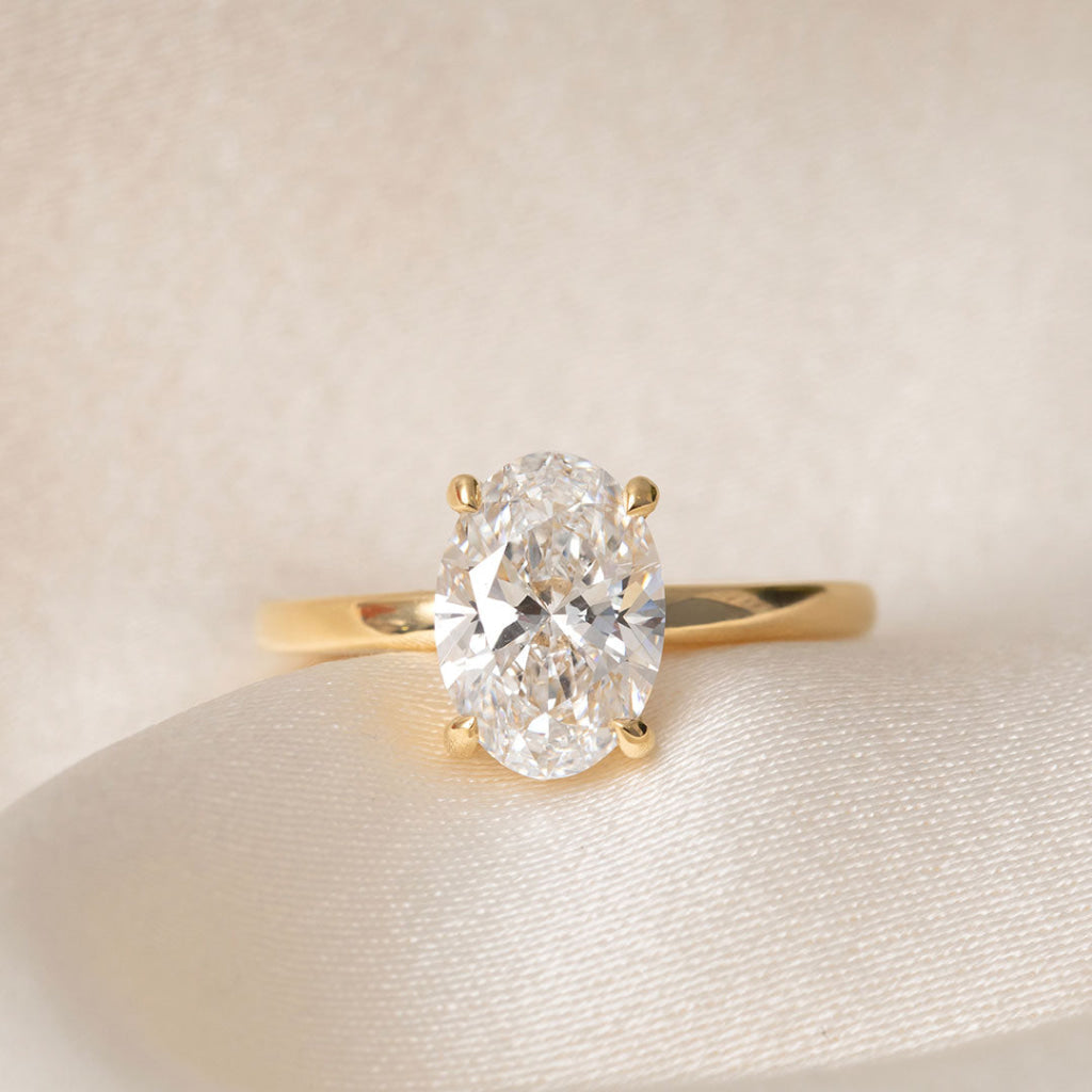 AVOCA 2ct | Oval Solitaire Lab Diamond Set in 18ct Gold