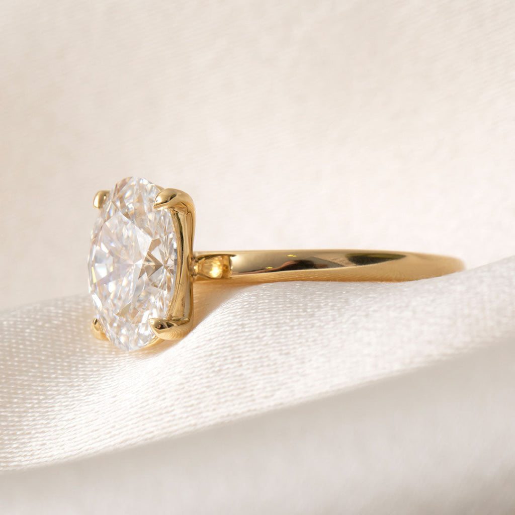 AVOCA 2ct | Oval Solitaire Lab Diamond Set in 18ct Gold