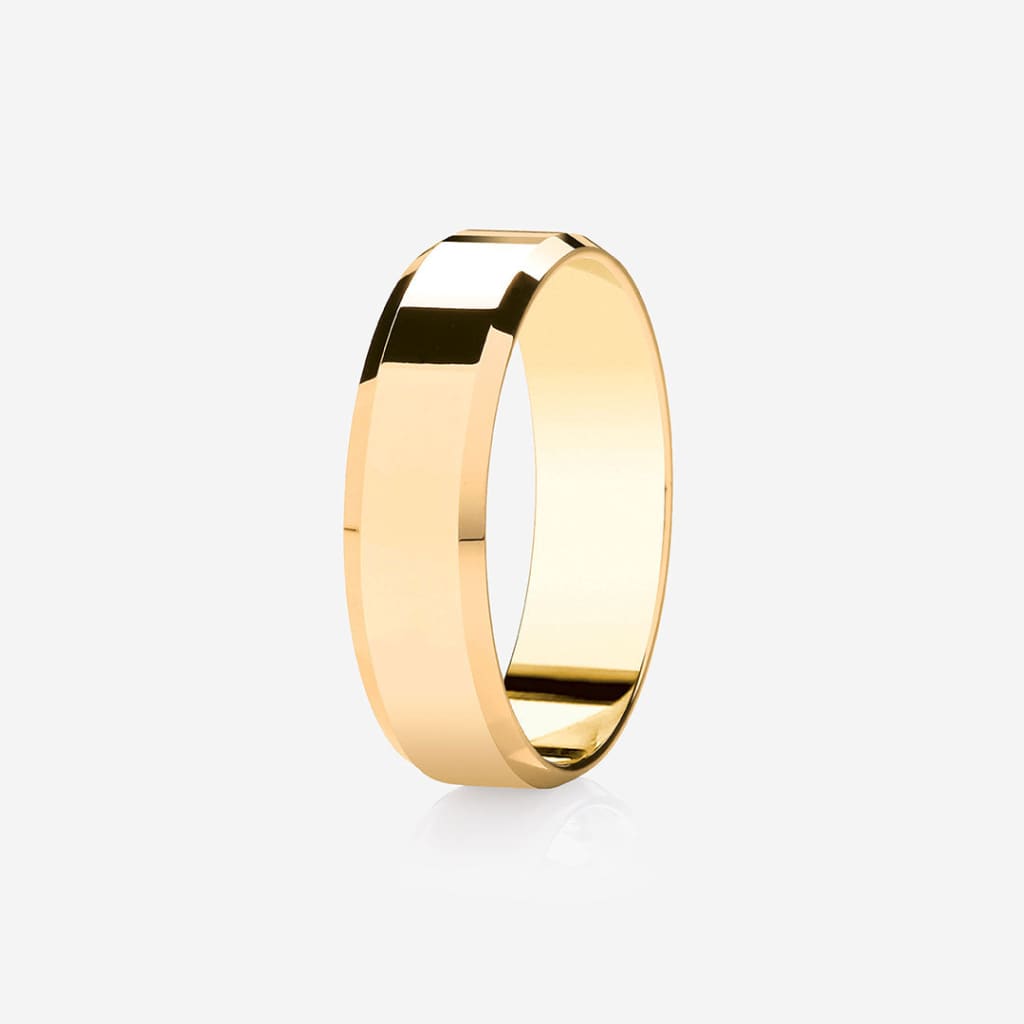 Baker 9ct yellow wedding ring