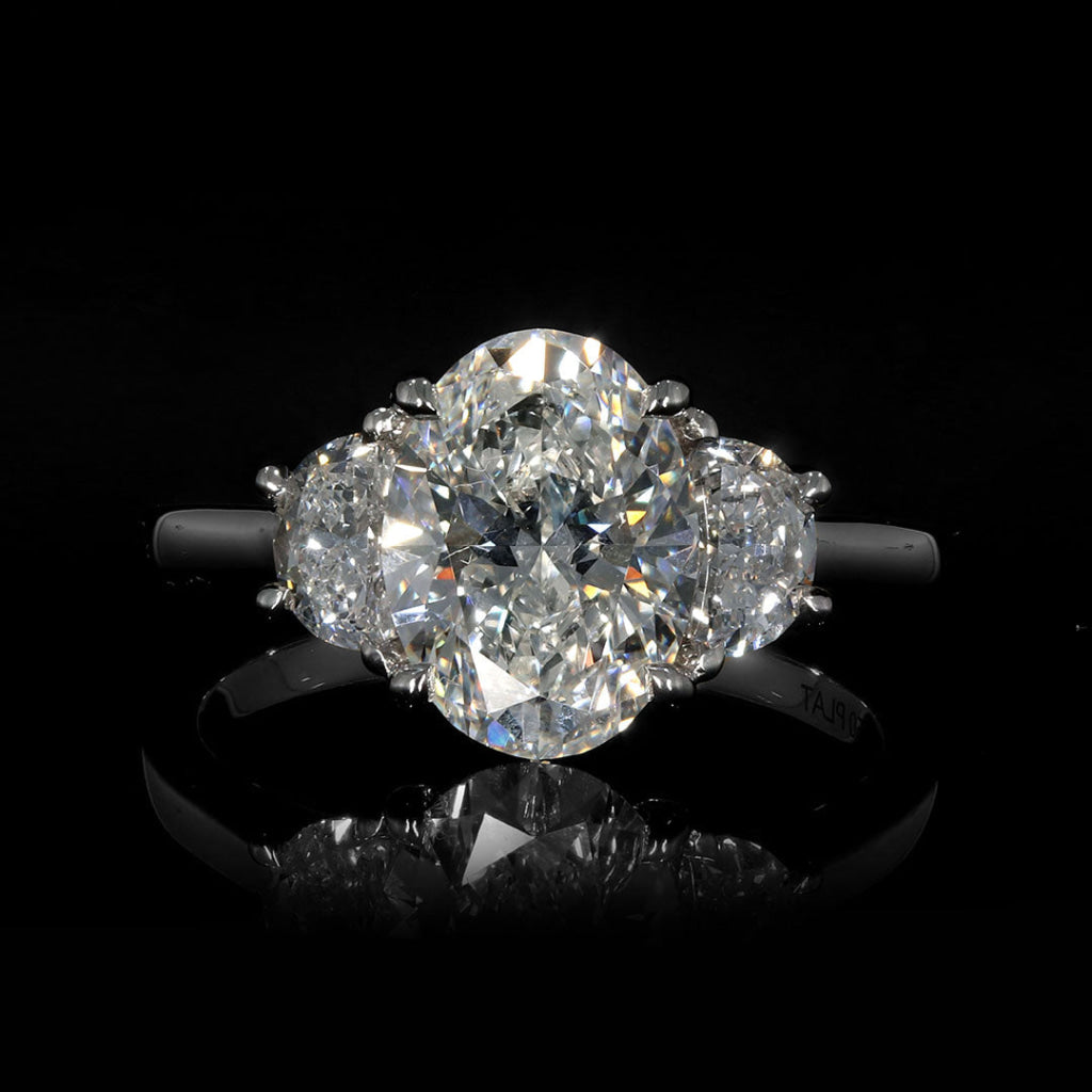 BARONESS 2.50ct | Oval 3-Stone Lab Diamond Set in Platinum