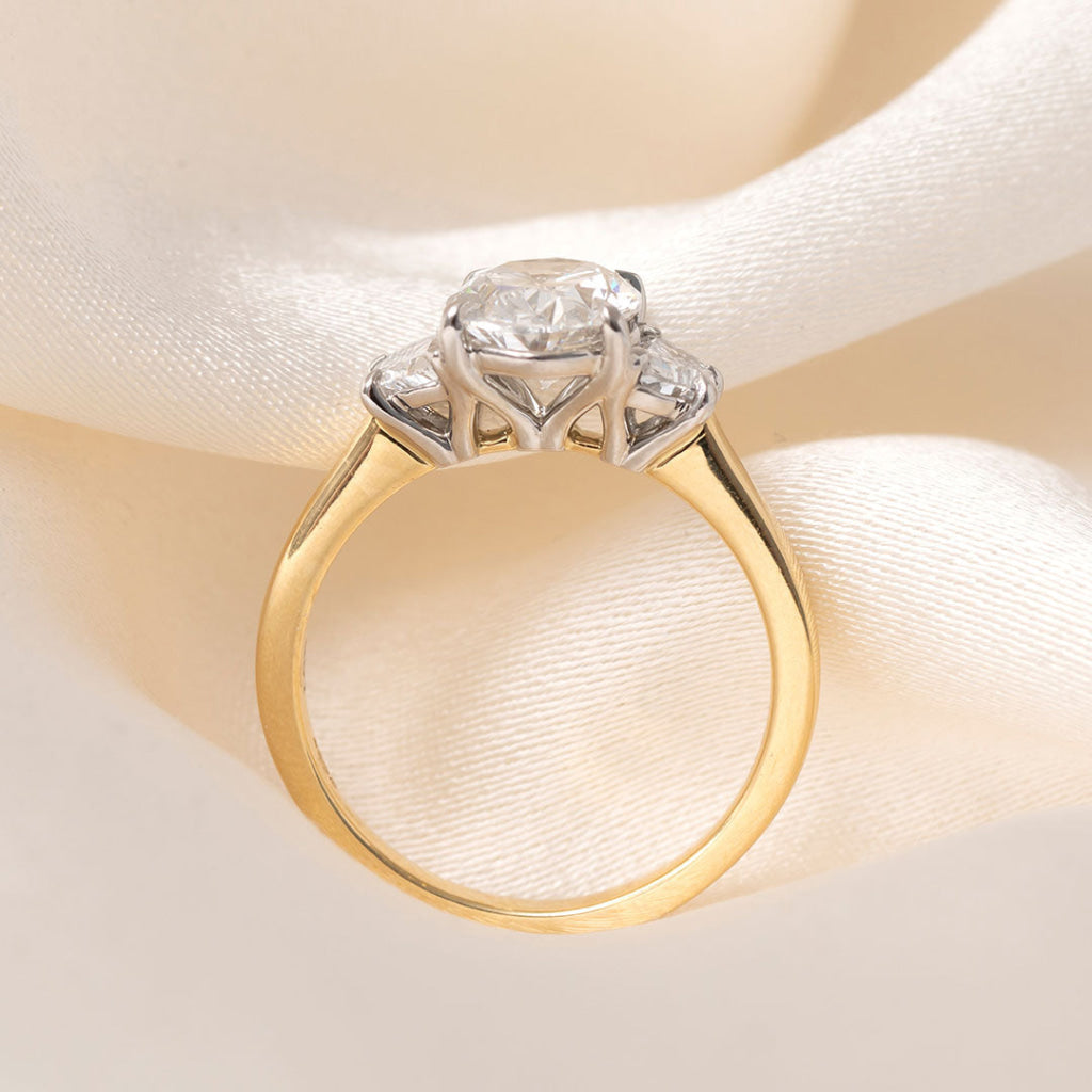 BARONESS 2.50ct | Oval 3 Stone Lab Grown Diamond Engagement