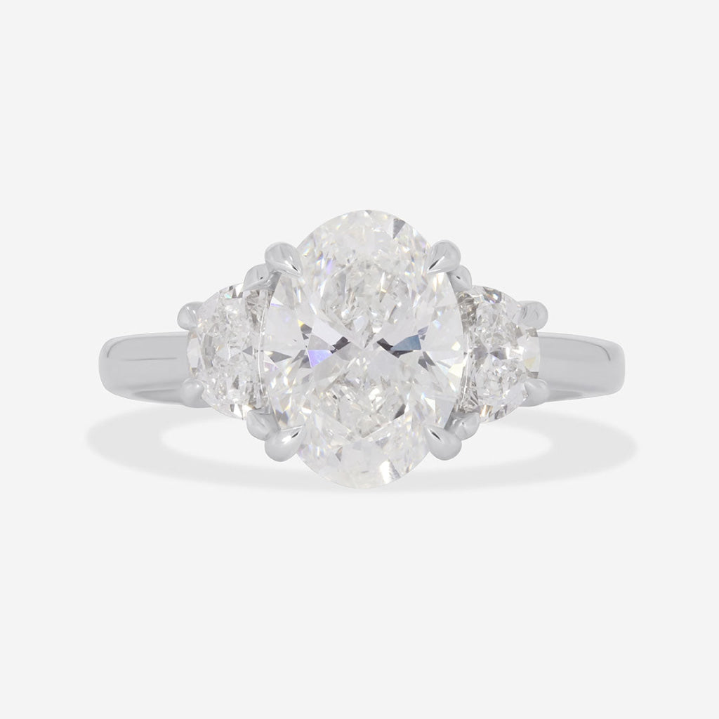 BARONESS 2.50ct | Oval 3-Stone Lab Diamond Set in Platinum